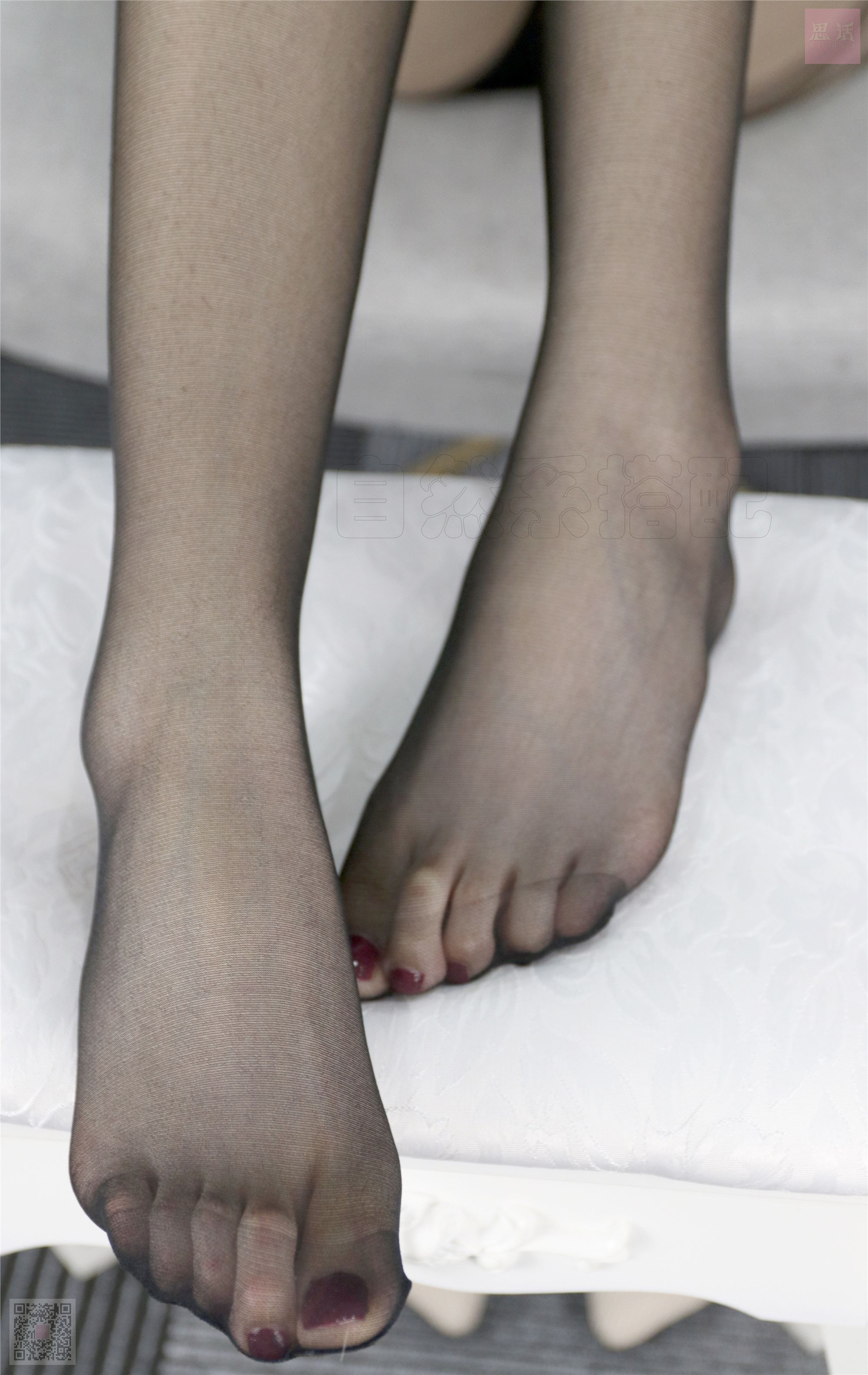 SiHua思话  SH028 珺洁 当黑丝袜遇上羞脸